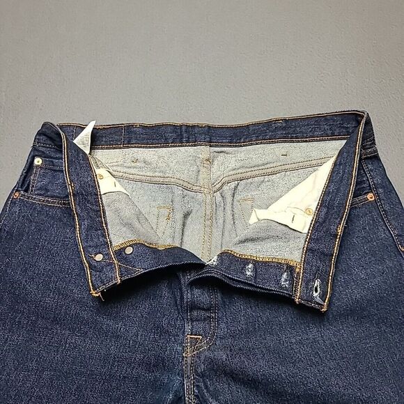 Levis 501 Mens Jeans 40x34 (Tag) Button Fly 40x31 (Actual) Blue Straight Fit - Picture 7 of 14
